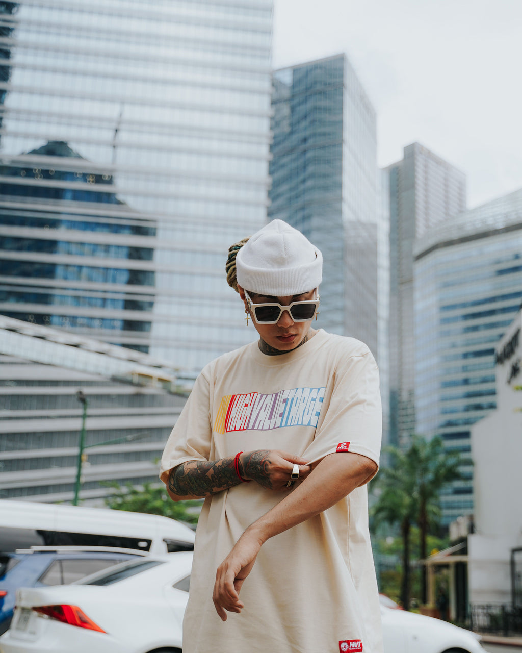 HIGH VALUE TARGET "HUSTLE or NOTHING" HUNTER X (BEIGE) PURE CVC Cotton T-Shirt - UNISEX