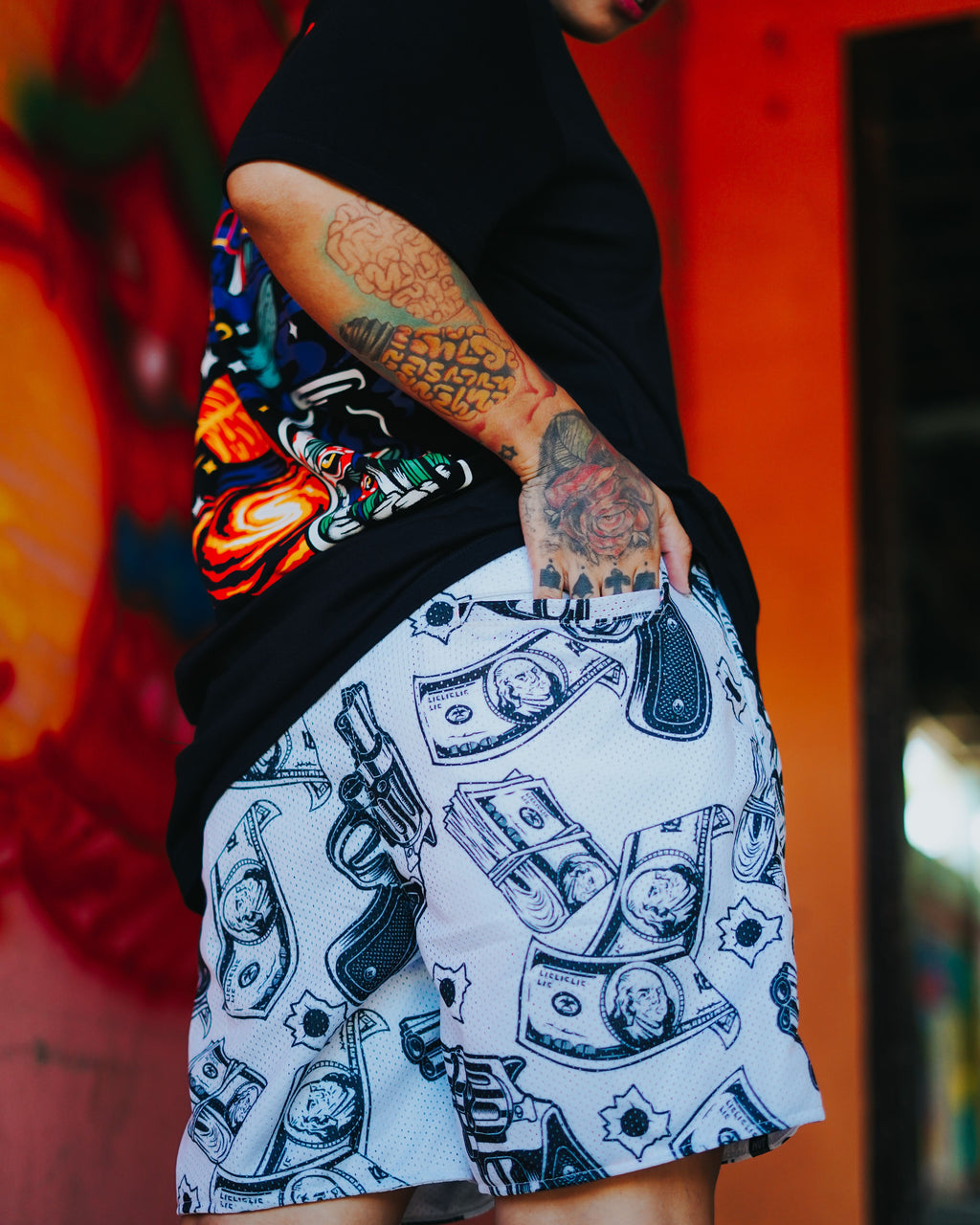 HIGH VALUE TARGET "Money & Gun" MESH SHORTS - WHITE